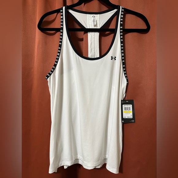 NWT Under Armour Knockout Tank Women’s Size M White & Black - Picture 1 of 6